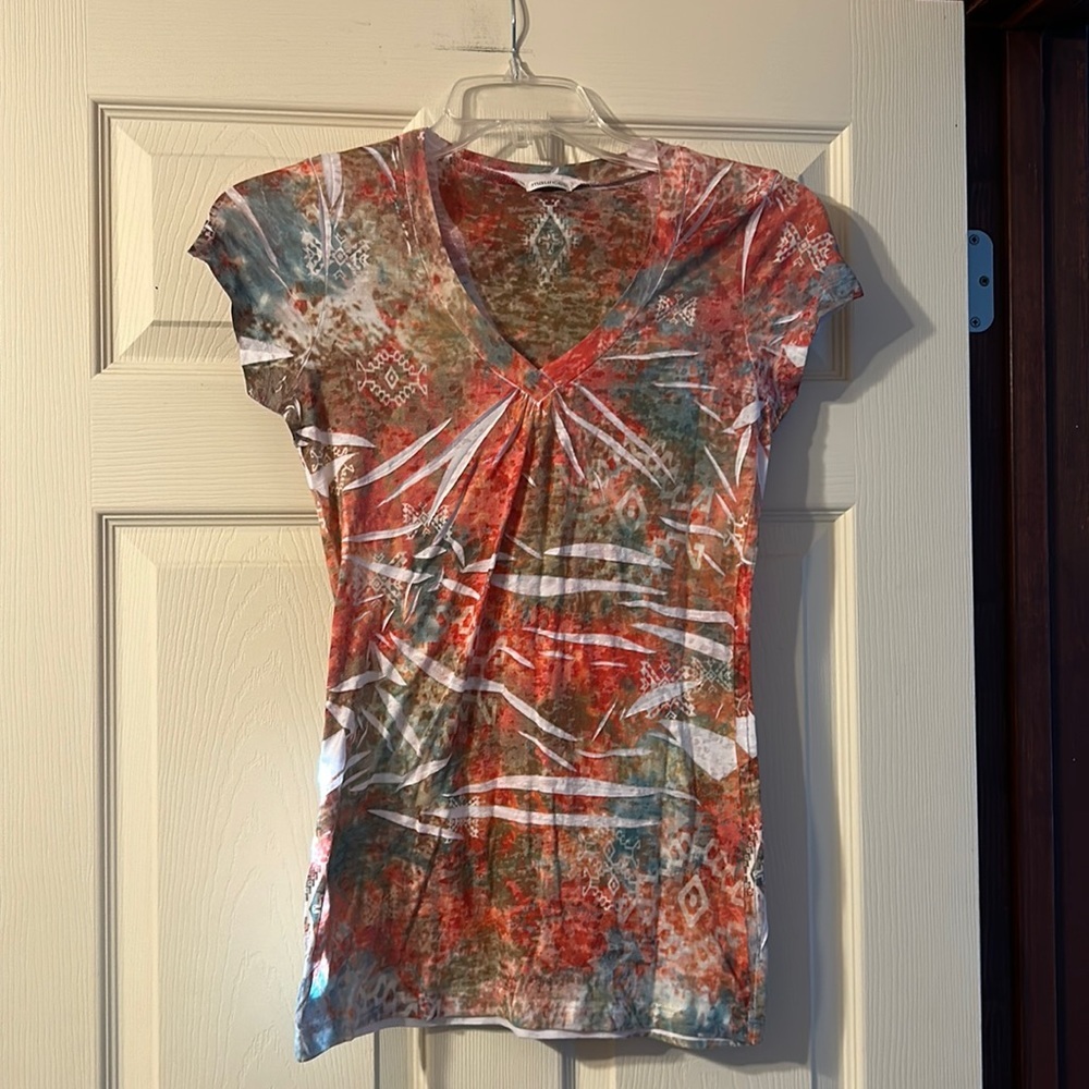 Maurice’s Coral, Teal, Green Tribal Aztec Tee Medium